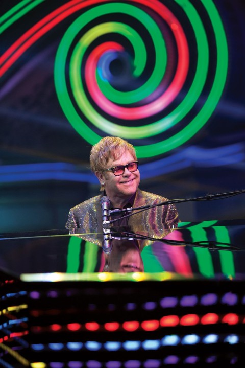 Koncert Eltona Johna w Las Vegas: Fortepian za milion dolarów - Program