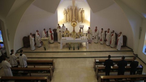 Transmisja mszy świętej z kaplicy Wyższego Seminarium Duchownego w Tarnowie - Program