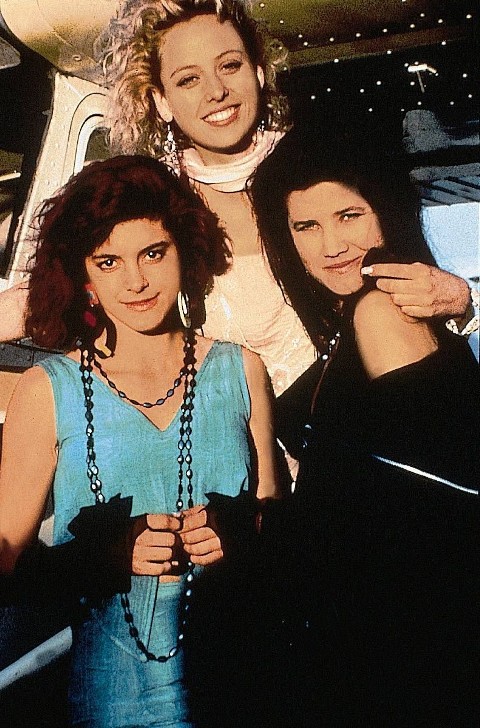 Dzisiejsze dziewczyny (1986) - Film