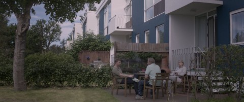 W cieniu drzewa (2017) - Film