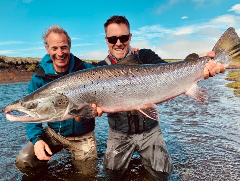 Na ryby z Robsonem i Jimem: Islandia - Serial