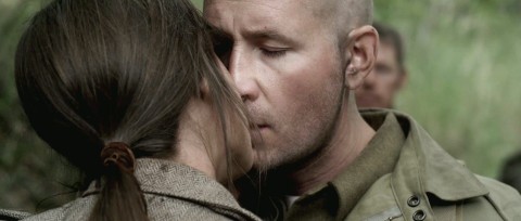 Święci i żołnierze: Credo spadochroniarza (2012) - Film