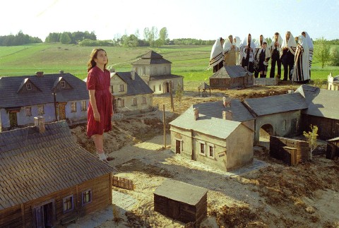 Daleko od okna (2000) - Film