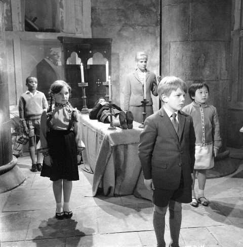 Dzieci przeklętych (1964) - Film