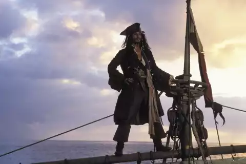 Piraci z Karaibów: Klątwa Czarnej Perły (2003) - Film