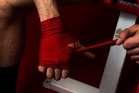 Boks: Bare Knuckle Boxing - Program