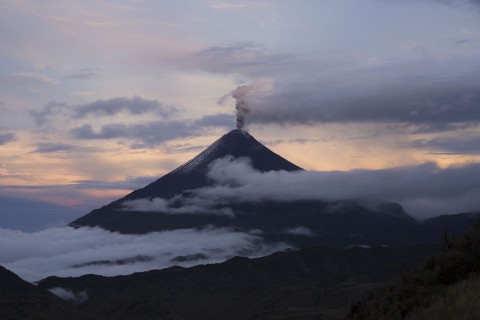 Zdobywcy wulkanów: Ekwador (2015) - Film