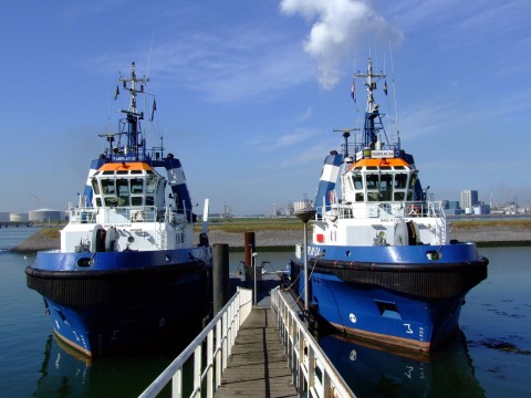 Port Rotterdam - Serial