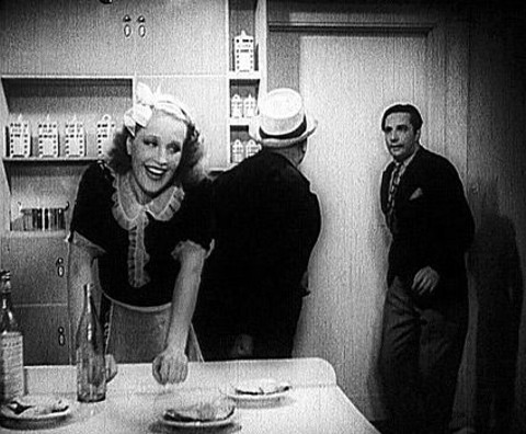 Co mój mąż robi w nocy (1935) - Film