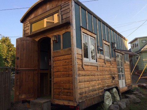 Mały mobilny dom w Portland