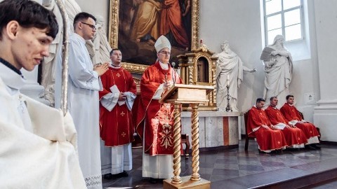 Transmisja mszy świętej z katedry pw. Świętych Apostołów Piotra i Pawła w Tallinnie - Program