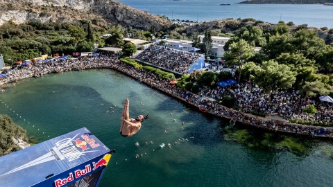 Skoki do wody ze skał: Red Bull Cliff Diving World Series w Bostonie - Program
