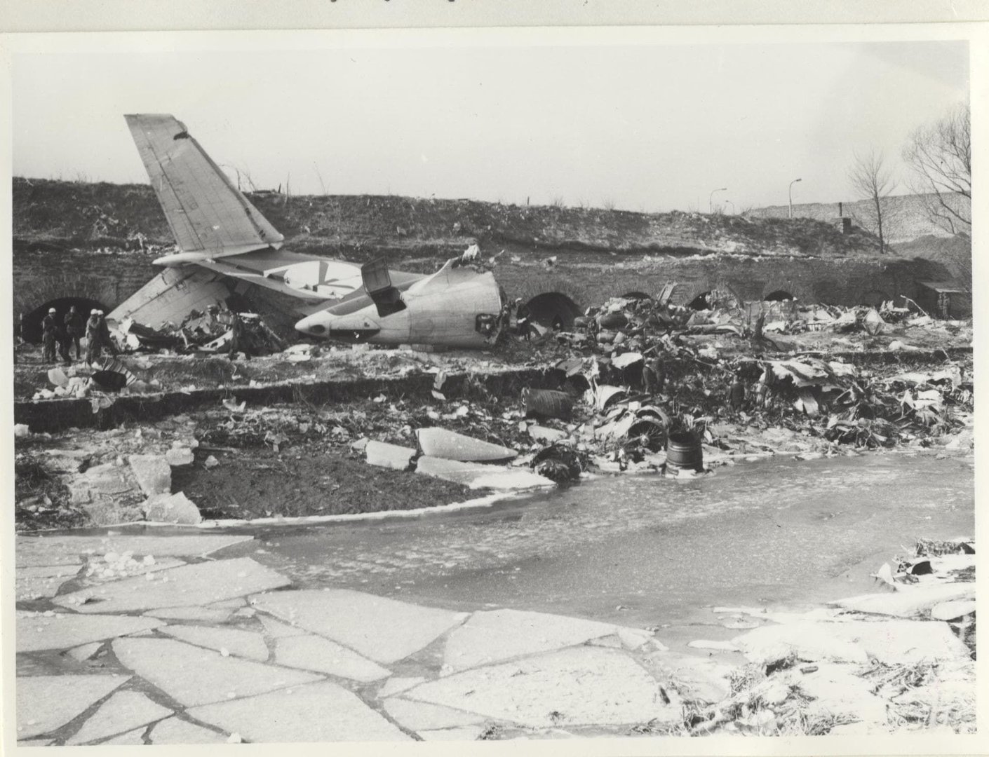 Historie lotnicze - Lot 5055 - katastrofa w Lesie Kabackim - streszczenie  odcinka | Telemagazyn