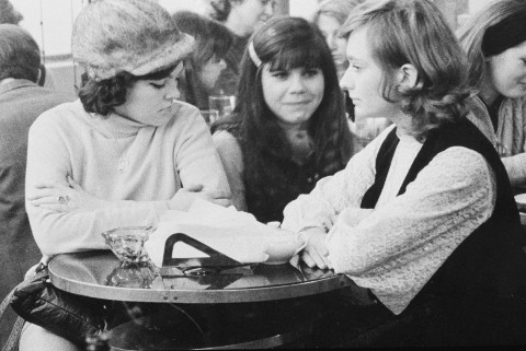 Dziewczyny do wzięcia (1972) - Film