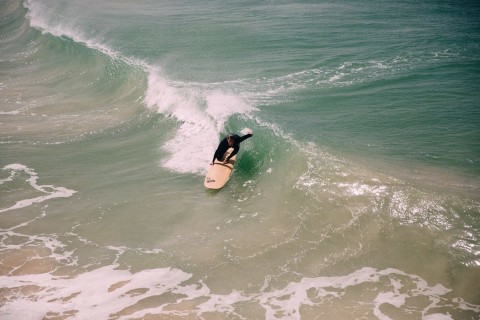Raj dla surfera - Serial