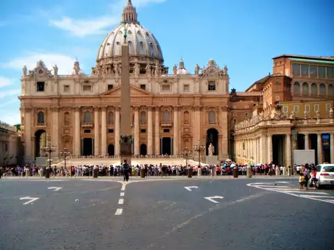 Urbi et Orbi - transmisja błogosławieństwa papieskiego z Watykanu - Program